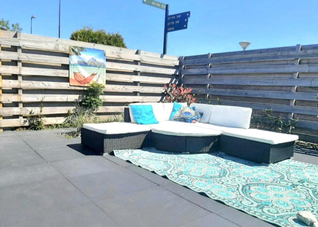 Huisje Britt Met Grote Tuin En Veel Privacy Dirkshorn 外观 照片